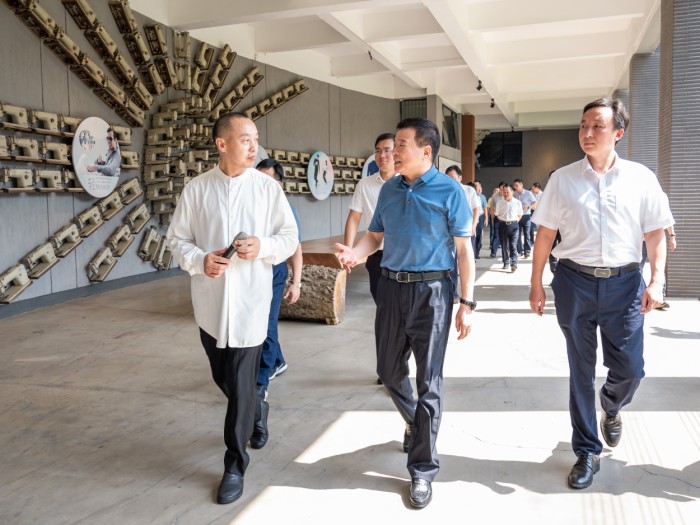 湖南省副省长陈飞一行莅临圣得西产业园,圣澳威斯备受关注! 湖南省副省长陈飞一行莅临圣得西产业园,圣澳威斯备受关注!